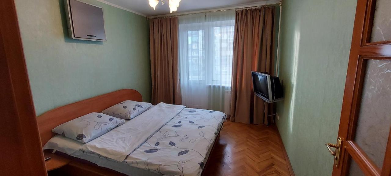 Apartment On Patriarkha Mstyslava Skrypnyka Street Kiew Exterior foto